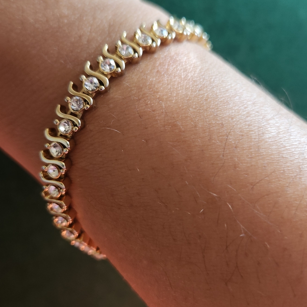 Elegant Gold and Silver Bracelet